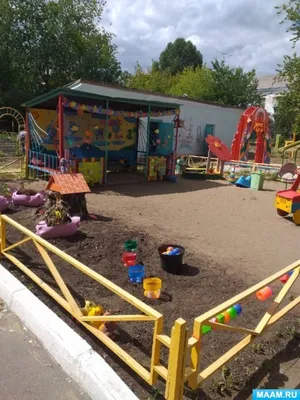 Детская площадка в вальфдорском садике