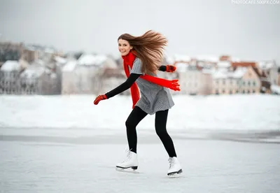 Девушка на коньках :: Роман Репин – Социальная сеть ФотоКто