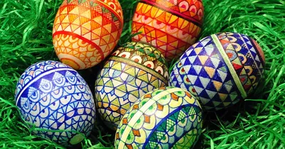 Пасхальные яйца: как покрасить красиво и креативно (видео) - Российская  газета