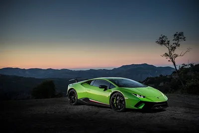 Обои для рабочего стола Lamborghini Huracan Performante зеленая