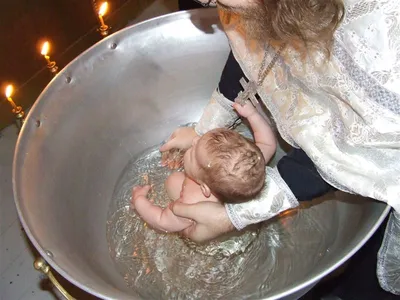 Крещение ребенка в Церкви иконы Божией Матери Троеручница в  Орехово-Борисово Южное