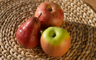 Груша и яблоки обои для рабочего стола, картинки и фото - RabStol.net