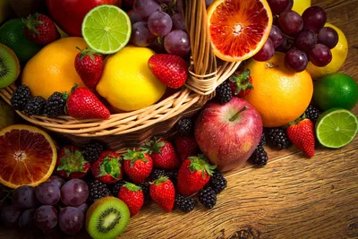 Витаминный июнь: какие овощи, фрукты и ягоды обязательно должны быть в  твоем рационе | WMJ.ru