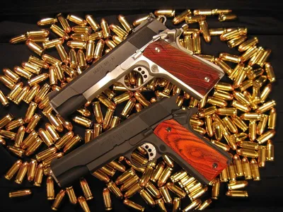3D чехол-пистолет Gun Black для iPhone 6/6s Купить в Киеве