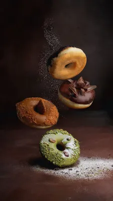 Пончик вкусная вкусная еда закуски обои фон иллюстрация любимая еда |  Премиум Фото