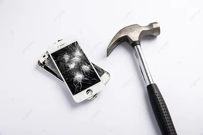 Морская звезда Патрик из спанч боба выглядывает сквозь разбитый экран -  обои на телефон