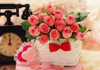 Обои Цветы Розы, обои для рабочего стола, фотографии цветы, розы, телефон,  корзинка Обои для рабочего стола, скачать обои картинки заставки на рабочий  стол.