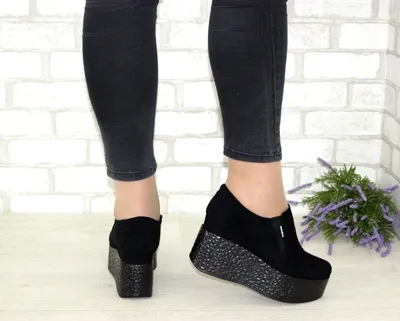 OUTLET Женские туфли на высокой платформе бежевого цвета Sellca- Footwear -  | Royalfashion.com.ua - интернет-магазин обуви