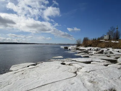 Нижняя кромка ледохода на реке Лене находится в 230 км до границы Якутии —  Улус Медиа