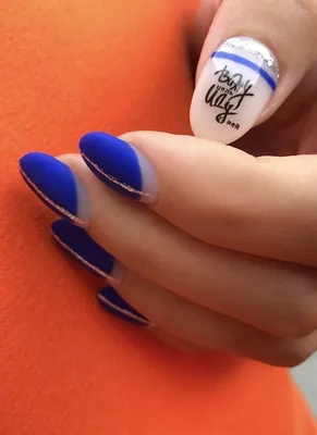 Vyksa_nails_ - Кто любит надписи на ногтях?😉 Здесь надпись от руки. . На  фото: Укрепление натуральных ногтей Аквариумный дизайн Роспись ногтей . . .  #аппаратныйманикюр #gelnails #art #ногтивыкса #выкса #nnov | Facebook