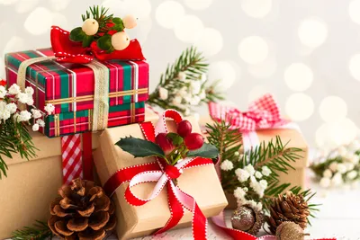 В Новый год жители Поволжья дарили друг другу деликатесы и парфюмерию — РБК