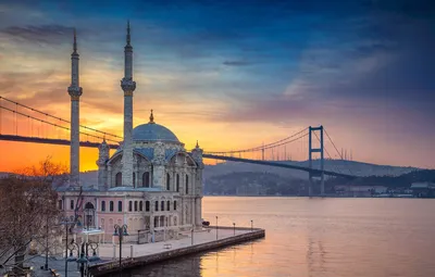 Getbg.net - Обои и картинки на рабочий стол - Панорама ночного города  Стамбул, Турция Скачать: https://getbg.net/image/109954/ | Facebook