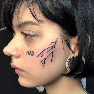 Фото и эскизы тату на лице. Особенности и значение татуировок на лице |  Анатомия
