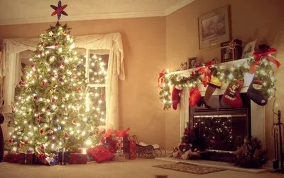 Зима - Christmas-Tree-and-Fireplace - обои живые
