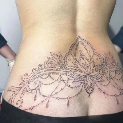 Женские татуировки на спине: Преимущества | 45+ фото - VeAn Tattoo