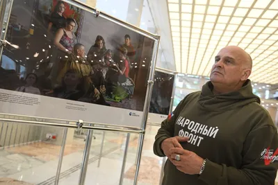 Актер Огурцов призвал сбежавшего из РФ Смольянинова «ответить за базар» |  Общество | Аргументы и Факты