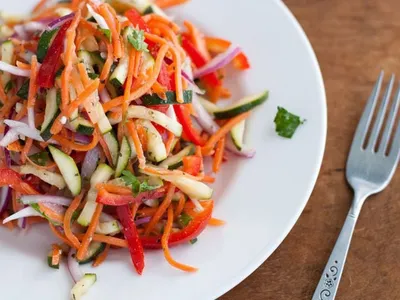 Маринованные огурцы, помидоры, ассорти - пошаговый рецепт с фото на Готовим  дома
