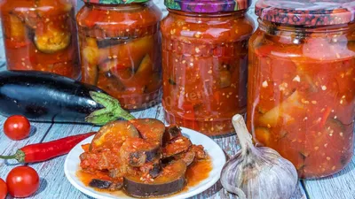 Баклажаны с помидорами и болгарским перцем на зиму рецепт фото пошагово и  видео - 1000.menu