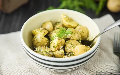Шашлык из картофеля с беконом: рецепт Евгения Клопотенко