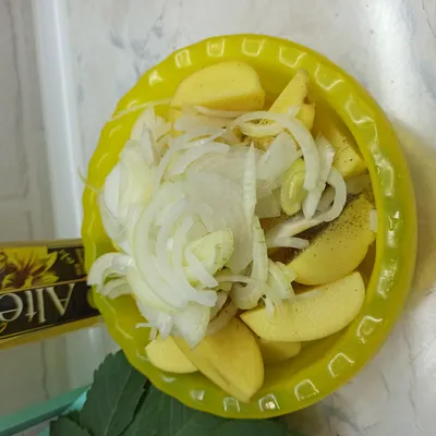 https://lifehacker.ru/recipes/dish-type/blyuda-iz-kartofelya-v-duxovke/