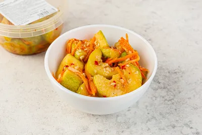 Салат с морковью, яблоком и авокадо: рецепт вкусной и полезной закуски:  пошаговый рецепт c фото