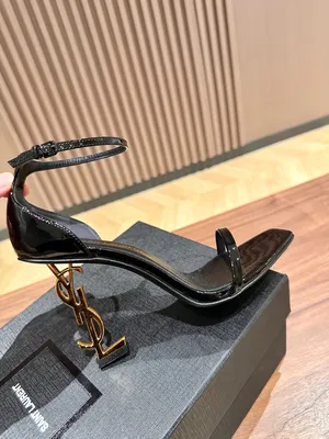 Копия Босоножки женские Yves Saint Laurent OPYUM Черный — купить реплику по  цене 11,500 руб. ₽ | арт.8350