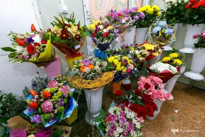 Букет тюльпанов на 8 Марта купить с бесплатной доставкой в Москве по цене 6  190 руб.