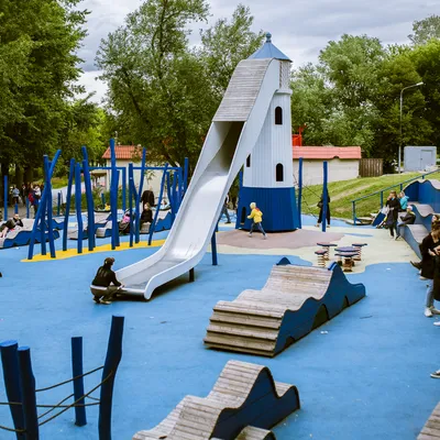 Детские площадки, которые строили липецкие специалисты, открыли в  Володарском районе — LipetskMedia