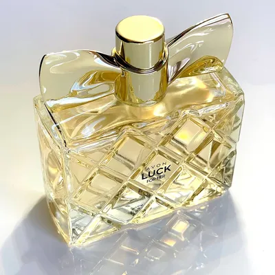 Avon Always - «Цветущие сады, луговое разнотравие, корзина фруктов, и  свежесть утренней росы... Не оценила его \"при жизни\", влюбилась в  \"воскресший\" аромат.» | отзывы