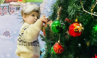 С улыбкой на лице!: Велкро елка с игрушками из фетра для малышей