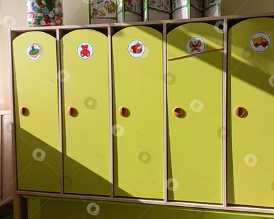 Купить Стенд Списки на шкафчики с карманом А4 в детский сад для группы  Ромашка 330*480мм 📄 с доставкой по Беларуси | интернет-магазин  СтендыИнфо.РФ