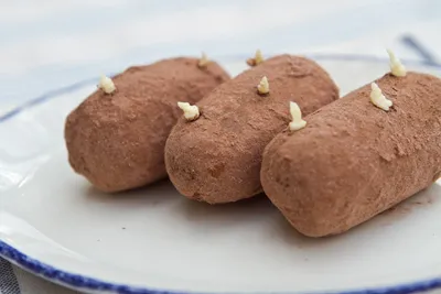 Любимый с детства десерт: пирожное \"Картошка\" - самый простой рецепт