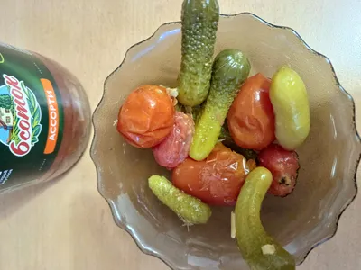 Как приготовить салат с огурцом и мятой. Рецепт Евгения Клопотенко