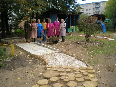 Участок детского сада «Туллукчаан» превратился в настоящий «Нескучный сад»  | УПРАВЛЕНИЕ ОБРАЗОВАНИЯ ОКРУЖНОЙ АДМИНИСТРАЦИИ ГОРОДА ЯКУТСКА