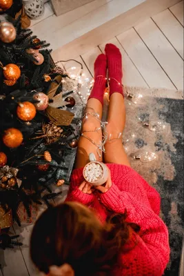 Традиционное фото возле елки 🎄😂 | Instagram