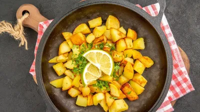 Ароматная и с хрустящей корочкой. Рецепт жареной картошки по-восточному.  Читайте на UKR.NET