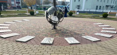 Город Береза в Брестской области Беларуси, достопримечательности Куртузская  Березы: концлагерь, кафе, озеро, гостиницы, история, карта, казармы, легенды