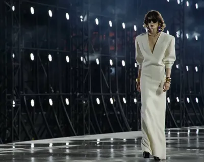 Yves Saint Laurent: история бренда, дизайнеры, фото лучших работ | Vogue  Russia