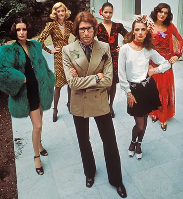 Погружаемся в fashion историю: культовый Yves Saint Laurent's Le Smoking -  OSKELLY