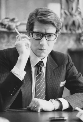 Ив Сен-Лоран: биография и карьера кутюрье, фото, коллекции, история Дома  моды YSL