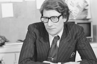 Ив Сен-Лоран: биография и карьера кутюрье, фото, коллекции, история Дома  моды YSL