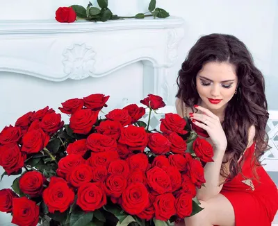 Какие цветы и кому лучше дарить на 8 марта