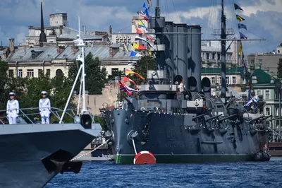 Магазин] [Акция] «Стройный» и «Неустрашимый» празднуют День ВМФ России -  Новости - War Thunder