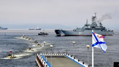 Как в России отпраздновали День ВМФ. Фоторепортаж — РБК