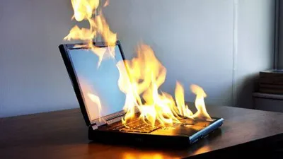 Бесплатные обои на рабочий стол с летней тематикой | Скачать шаблоны летних  обоев на рабочий стол онлайн | Canva