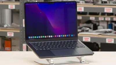 MacBook Air M2 Review for Travel Photography - fcracer.com
