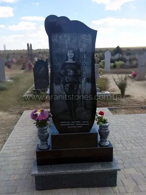 Рисунок на памятник с обратной стороны - гравировка