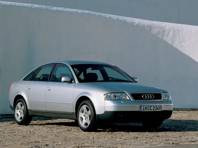 Фотография автомобиля Audi A6 с кузовом A6 Avant (4B,C5). Обои на рабочий  стол Ауди А6. Фото .