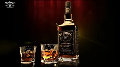 https://www.goodfon.com/download/viski-dzhek-deniels-jack-daniels-stvol-pistolet-patrony/960x800/