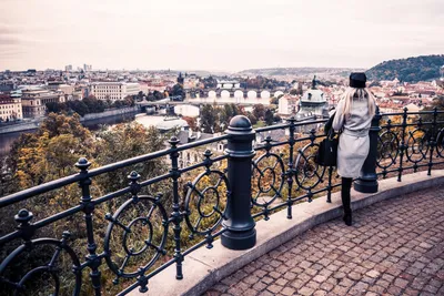 Обои на рабочий стол Одна из улиц Праги / Prague, Чехия / Czech Republic,  обои для рабочего стола, скачать обои, обои бесплатно